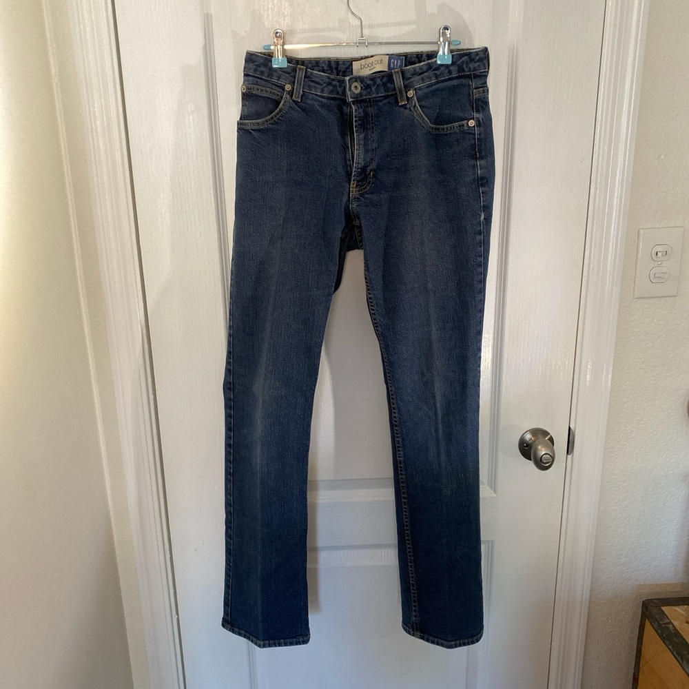 GAP Women's Straight Leg Jeans in Dark Blue